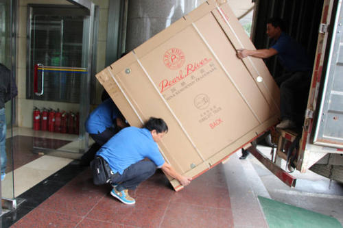 龙湾钢琴贵重工艺品无忧运